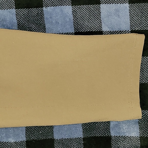 Cloudveil. Premium women's pants.  Cargo-style. Like-new.  Size 10 - Picture 6 of 16